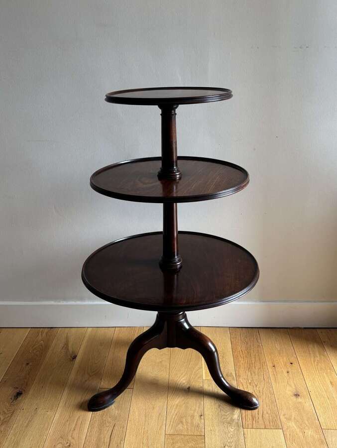 A George III mahogany dumb waiter